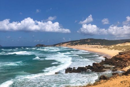 Camping Plage vierge & 4×4 – Cap Serrat 🏕️🚙