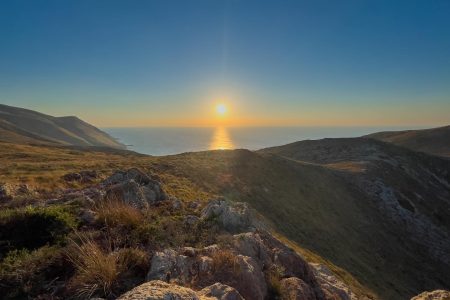 Vivez une journée ou un séjour camping inoubliable sur l’île de La Galite 🌴🏕️